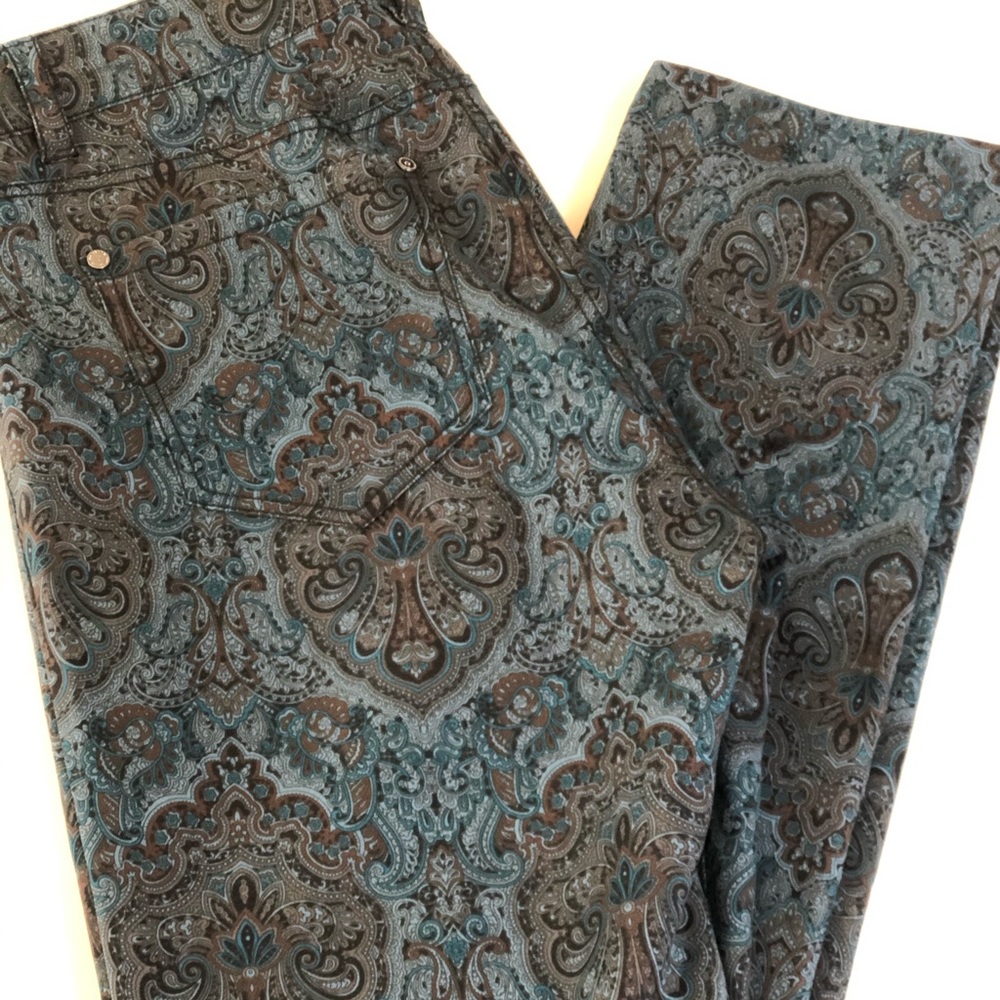 Ecetera Paisley 5 Pocket Pant size 4